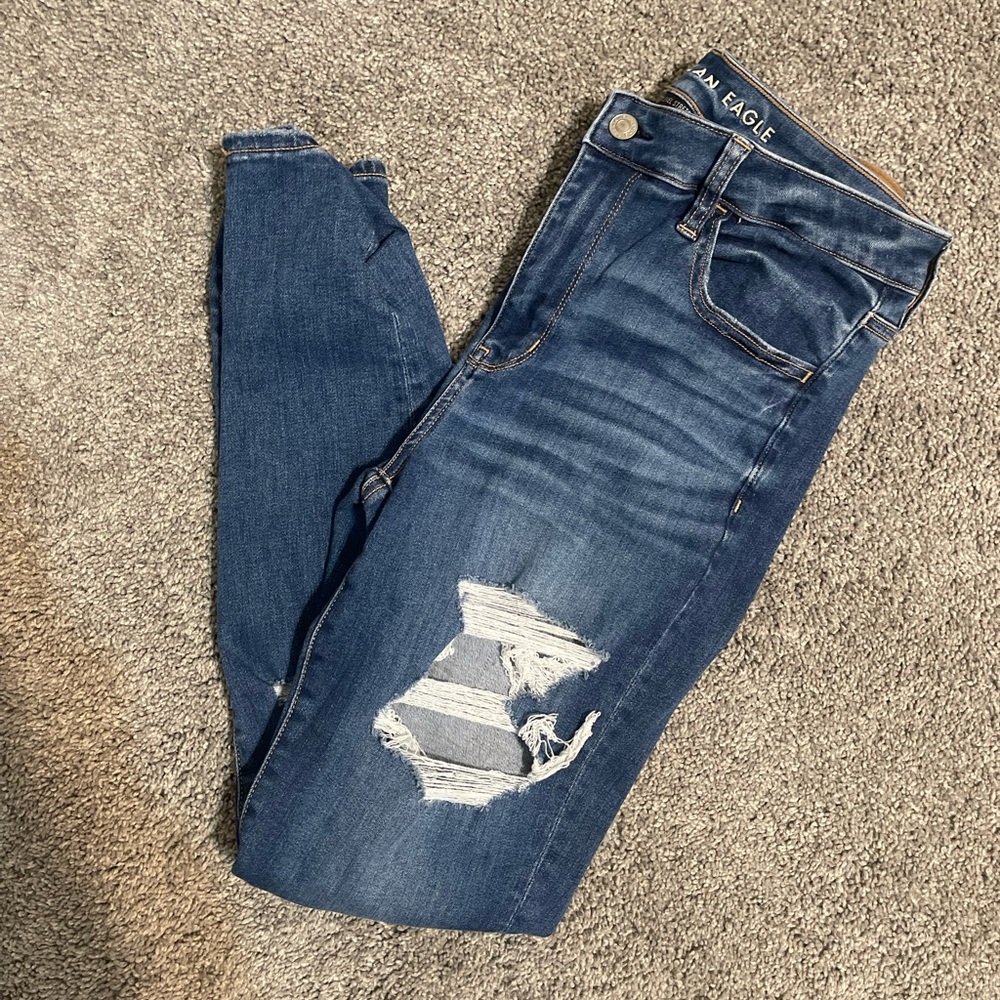 American Eagle Size 12 Distressed Skinny Jeans